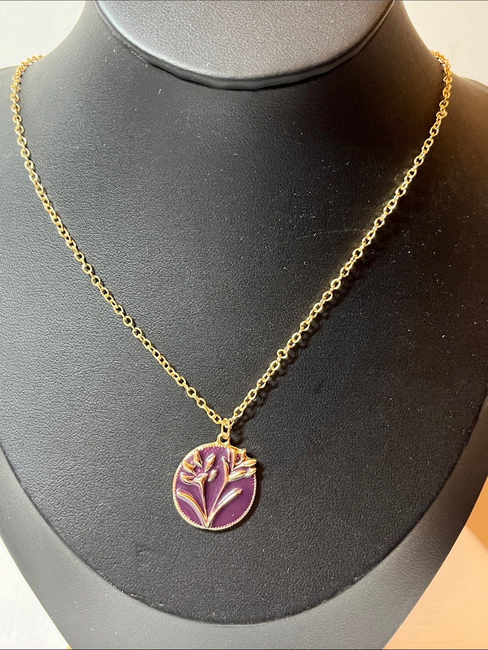 Vintage Gold-tone Chain Necklace with Purple Floral Medallion